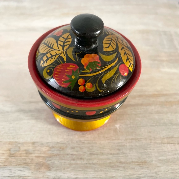 Vintage Small Russian Khokhloma Wooden Hand Painted Trinket Round Cup w Lid - Picture 3 of 13